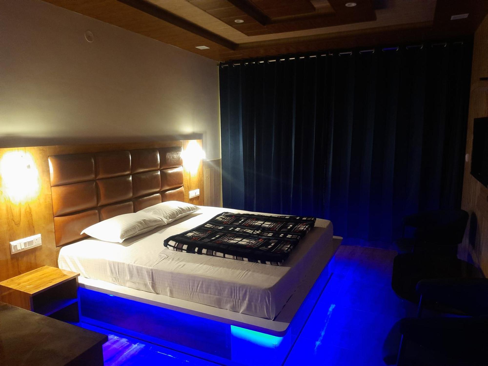 Aagaman Woods Apartamento Shimla Exterior foto